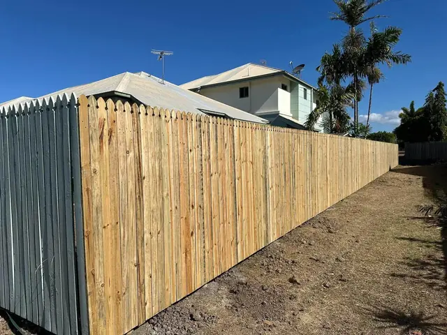 Kirwan: The same Kirwan complex fence, another angle